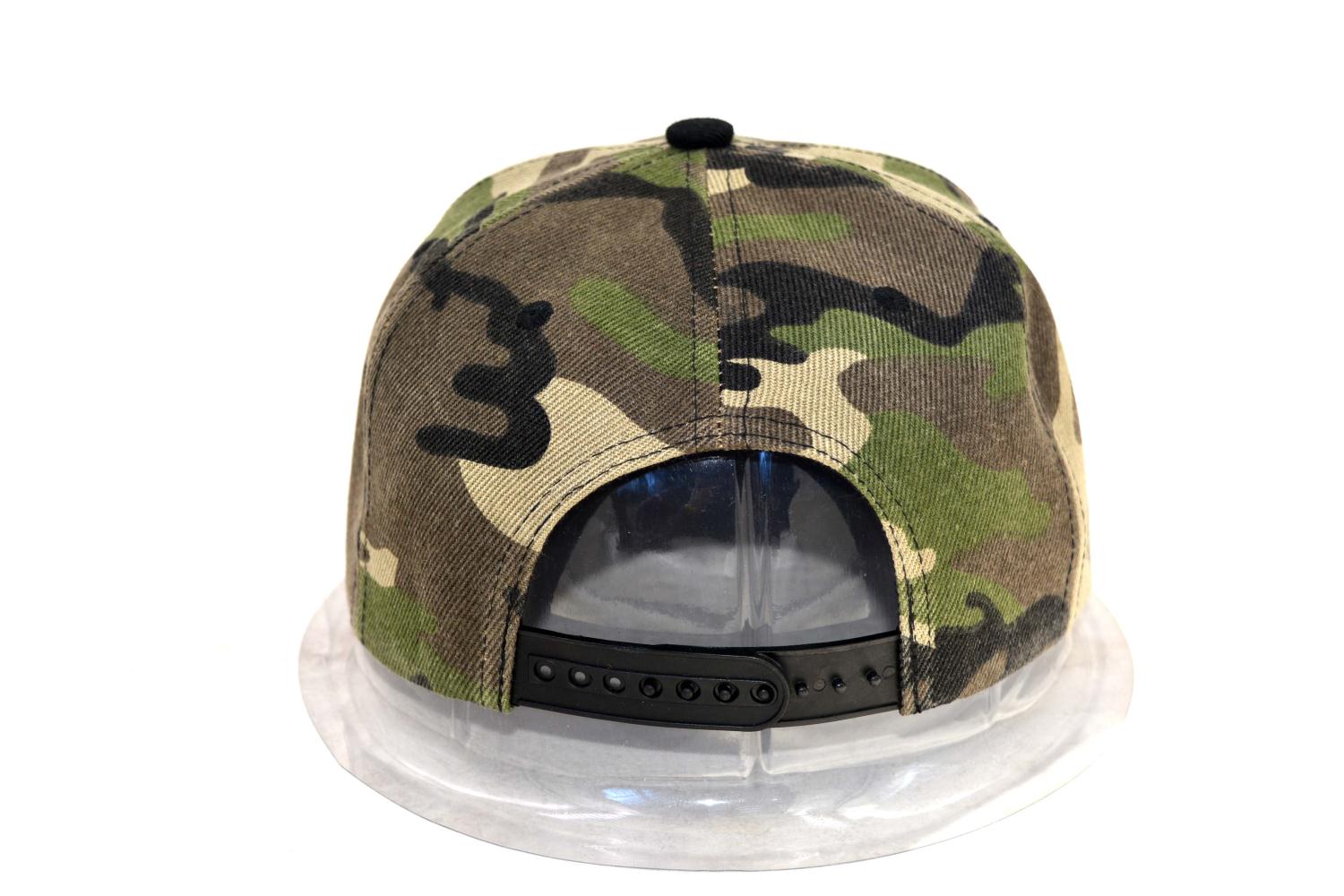 Camo blank snapback cap