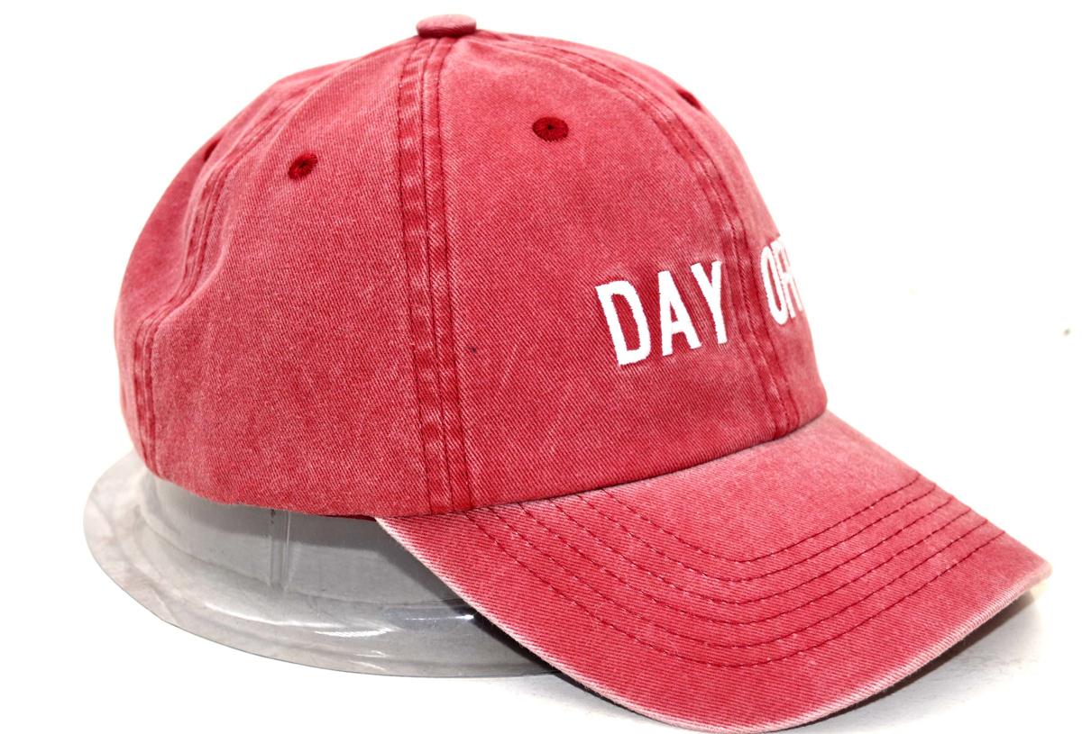 Washed cotton baseball cap with embroidery logo