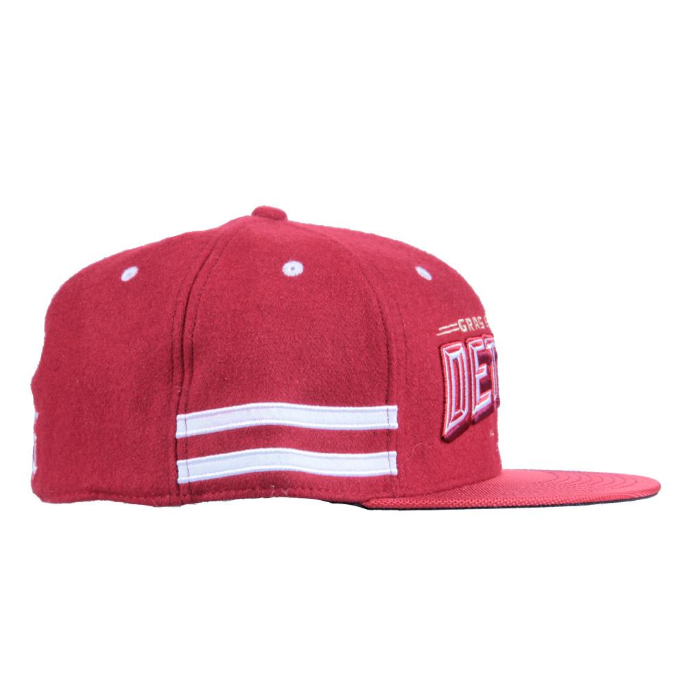 6 panel flat brim  snapback cap
