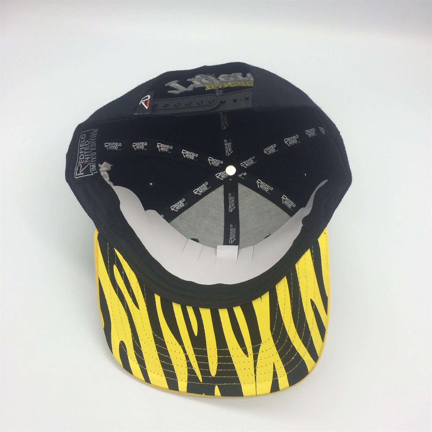 Professional OEM fashion 3d embroidery wholesale baseball cap hats and snapback cap custom logo