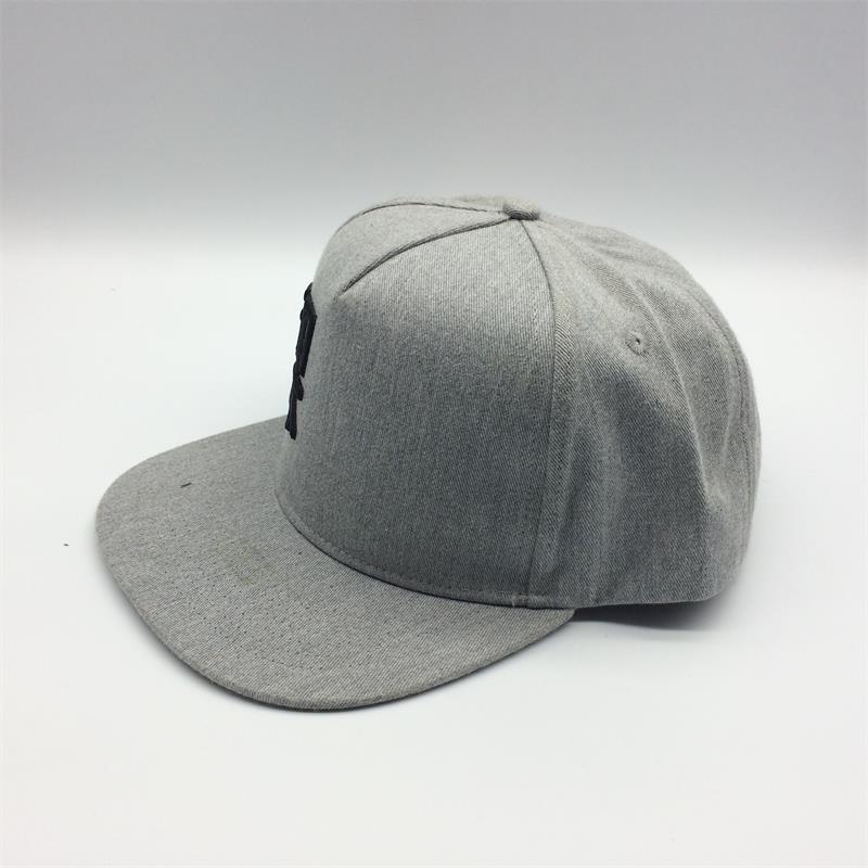 Professional OEM fashion 3d embroidery wholesale baseball cap hats and snapback cap custom logo