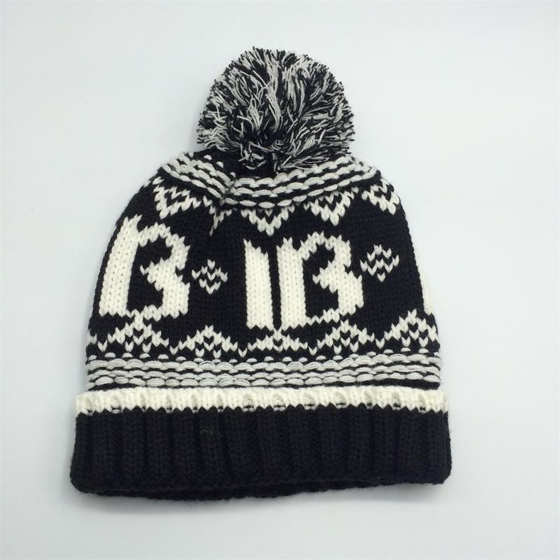 wholesale custom beanie your own embroidery logo woven label 100% acrylic pom pom beanie hat/knitted beanie in winter hat